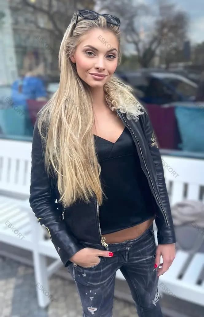 Камилла